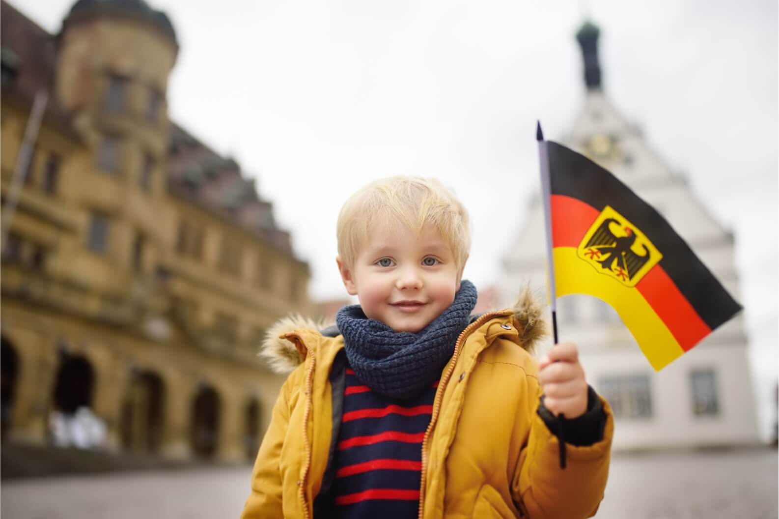 Немецкие дети в россии. Дети с флагом Германии. Немецкий флажок для детей. Флаг германцев. Русско немецкие дети.
